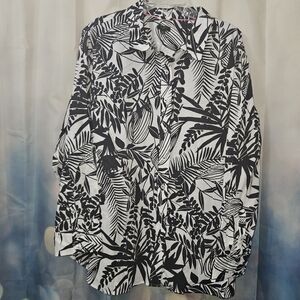 NWT Talbots Monochrome Leaf Pattern Blouse